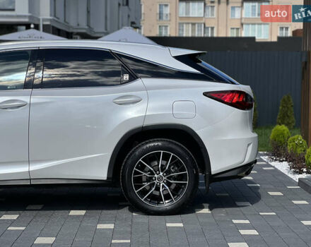 Білий Лексус РХ, об'ємом двигуна 2 л та пробігом 124 тис. км за 33900 $, фото 7 на Automoto.ua