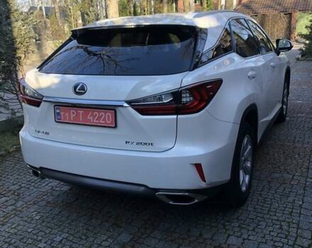 Белый Лексус РХ, объемом двигателя 2 л и пробегом 122 тыс. км за 27500 $, фото 3 на Automoto.ua