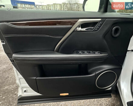 Белый Лексус РХ, объемом двигателя 3.5 л и пробегом 143 тыс. км за 33500 $, фото 99 на Automoto.ua