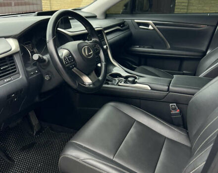 Белый Лексус РХ, объемом двигателя 2 л и пробегом 68 тыс. км за 29700 $, фото 16 на Automoto.ua