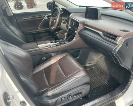 Білий Лексус РХ, об'ємом двигуна 2 л та пробігом 147 тис. км за 27700 $, фото 25 на Automoto.ua