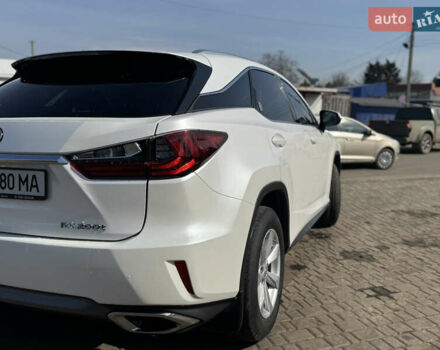 Білий Лексус РХ, об'ємом двигуна 2 л та пробігом 116 тис. км за 29300 $, фото 5 на Automoto.ua
