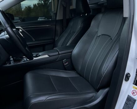 Белый Лексус РХ, объемом двигателя 2 л и пробегом 68 тыс. км за 32900 $, фото 9 на Automoto.ua