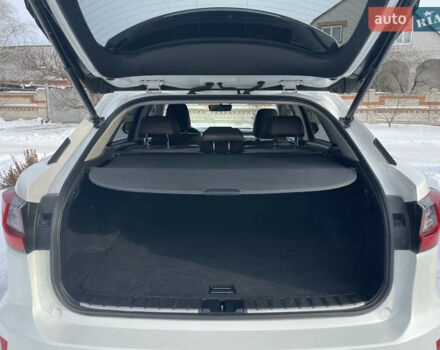 Білий Лексус РХ, об'ємом двигуна 2 л та пробігом 147 тис. км за 27700 $, фото 34 на Automoto.ua