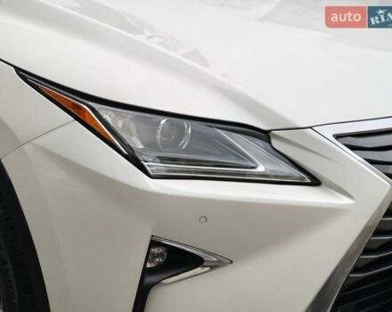 Білий Лексус РХ, об'ємом двигуна 3.46 л та пробігом 71 тис. км за 32000 $, фото 18 на Automoto.ua