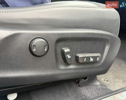 Білий Лексус РХ, об'ємом двигуна 2 л та пробігом 113 тис. км за 31500 $, фото 31 на Automoto.ua
