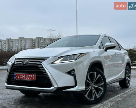 Белый Лексус РХ, объемом двигателя 3.5 л и пробегом 143 тыс. км за 33500 $, фото 1 на Automoto.ua