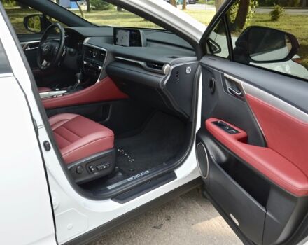 Білий Лексус РХ, об'ємом двигуна 2 л та пробігом 30 тис. км за 51500 $, фото 39 на Automoto.ua