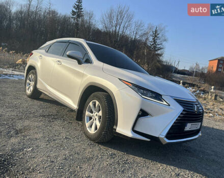 Білий Лексус РХ, об'ємом двигуна 2 л та пробігом 58 тис. км за 33800 $, фото 14 на Automoto.ua