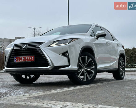 Белый Лексус РХ, объемом двигателя 3.5 л и пробегом 143 тыс. км за 33500 $, фото 9 на Automoto.ua