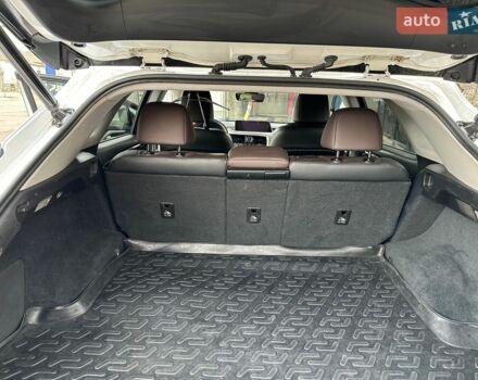 Білий Лексус РХ, об'ємом двигуна 3.46 л та пробігом 109 тис. км за 34800 $, фото 12 на Automoto.ua