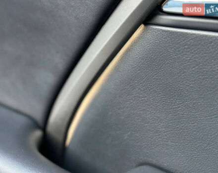 Белый Лексус РХ, объемом двигателя 2 л и пробегом 139 тыс. км за 42000 $, фото 45 на Automoto.ua