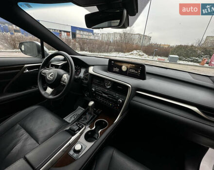 Белый Лексус РХ, объемом двигателя 3.5 л и пробегом 143 тыс. км за 33500 $, фото 168 на Automoto.ua