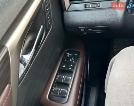 Білий Лексус РХ, об'ємом двигуна 3.46 л та пробігом 109 тис. км за 34800 $, фото 2 на Automoto.ua