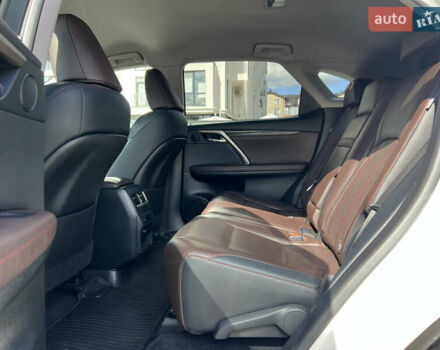 Білий Лексус РХ, об'ємом двигуна 2 л та пробігом 124 тис. км за 33900 $, фото 31 на Automoto.ua