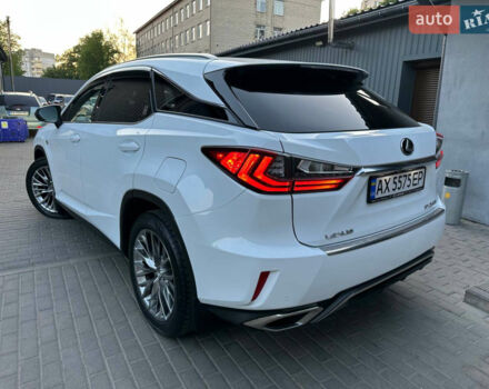 Білий Лексус РХ, об'ємом двигуна 2 л та пробігом 139 тис. км за 40000 $, фото 51 на Automoto.ua