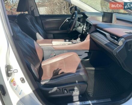 Белый Лексус РХ, объемом двигателя 2 л и пробегом 146 тыс. км за 27500 $, фото 15 на Automoto.ua