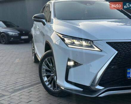Белый Лексус РХ, объемом двигателя 2 л и пробегом 139 тыс. км за 42000 $, фото 2 на Automoto.ua