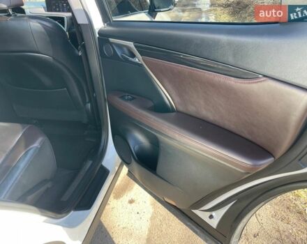 Белый Лексус РХ, объемом двигателя 2 л и пробегом 146 тыс. км за 27500 $, фото 19 на Automoto.ua