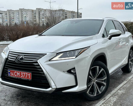 Белый Лексус РХ, объемом двигателя 3.5 л и пробегом 143 тыс. км за 33500 $, фото 3 на Automoto.ua
