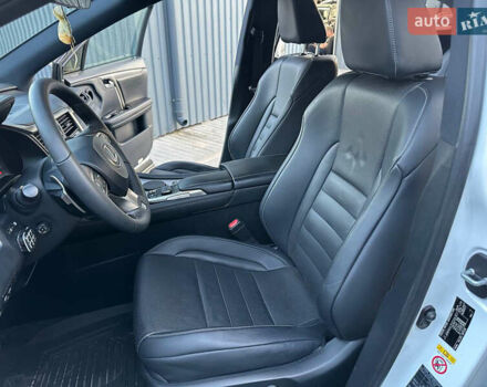 Белый Лексус РХ, объемом двигателя 2 л и пробегом 139 тыс. км за 42000 $, фото 35 на Automoto.ua