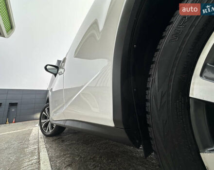 Белый Лексус РХ, объемом двигателя 3.5 л и пробегом 143 тыс. км за 33500 $, фото 70 на Automoto.ua