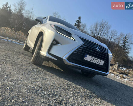 Білий Лексус РХ, об'ємом двигуна 2 л та пробігом 58 тис. км за 33800 $, фото 11 на Automoto.ua