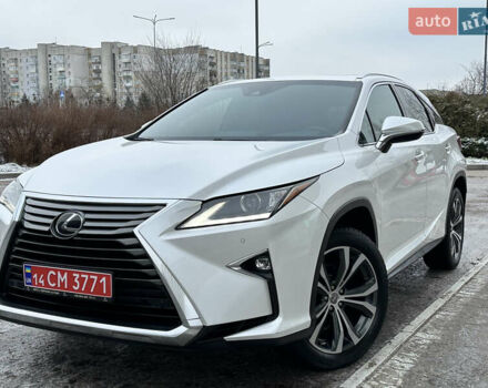 Белый Лексус РХ, объемом двигателя 3.5 л и пробегом 143 тыс. км за 33500 $, фото 2 на Automoto.ua