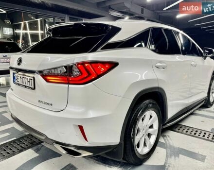 Белый Лексус РХ, объемом двигателя 2 л и пробегом 70 тыс. км за 28500 $, фото 21 на Automoto.ua