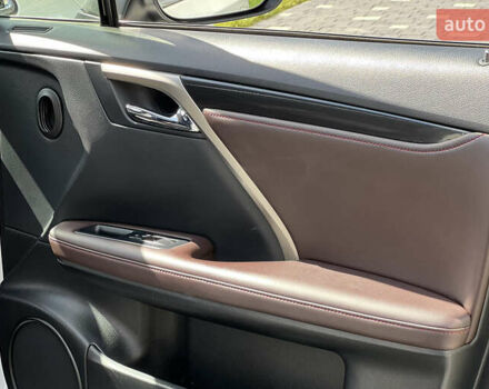 Білий Лексус РХ, об'ємом двигуна 2 л та пробігом 124 тис. км за 33900 $, фото 41 на Automoto.ua