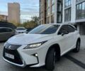 Белый Лексус РХ, объемом двигателя 2 л и пробегом 68 тыс. км за 32900 $, фото 2 на Automoto.ua