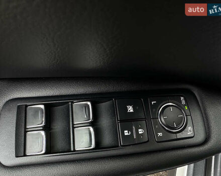 Белый Лексус РХ, объемом двигателя 3.5 л и пробегом 143 тыс. км за 33500 $, фото 96 на Automoto.ua