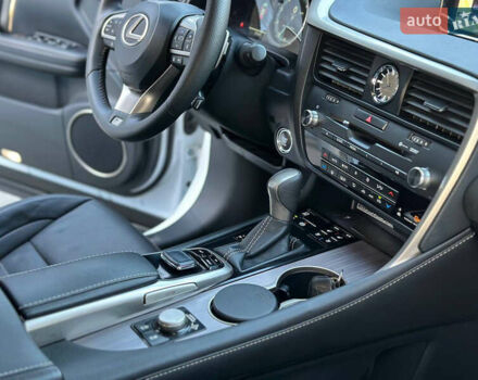 Белый Лексус РХ, объемом двигателя 2 л и пробегом 139 тыс. км за 42000 $, фото 28 на Automoto.ua