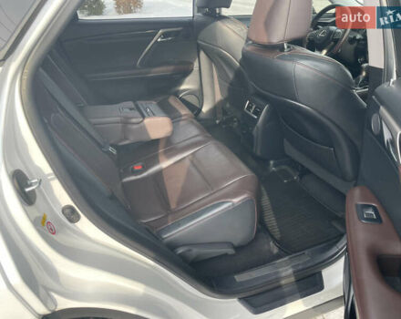 Білий Лексус РХ, об'ємом двигуна 2 л та пробігом 147 тис. км за 27700 $, фото 29 на Automoto.ua