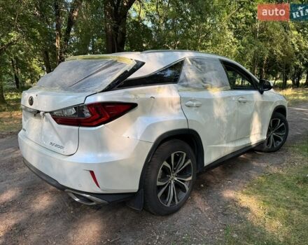 Білий Лексус РХ, об'ємом двигуна 2 л та пробігом 120 тис. км за 19999 $, фото 5 на Automoto.ua