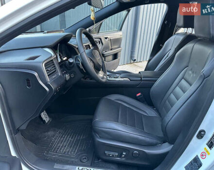 Белый Лексус РХ, объемом двигателя 2 л и пробегом 139 тыс. км за 42000 $, фото 34 на Automoto.ua