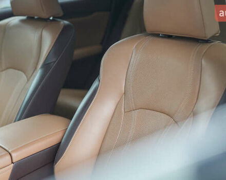 Белый Лексус РХ, объемом двигателя 2 л и пробегом 122 тыс. км за 31403 $, фото 16 на Automoto.ua