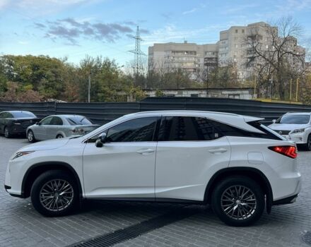 Белый Лексус РХ, объемом двигателя 2 л и пробегом 68 тыс. км за 32900 $, фото 3 на Automoto.ua