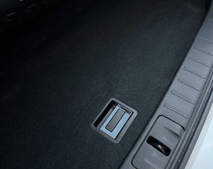 Белый Лексус РХ, объемом двигателя 2 л и пробегом 68 тыс. км за 32900 $, фото 21 на Automoto.ua