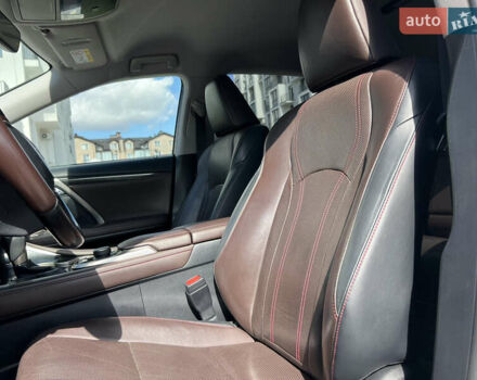 Білий Лексус РХ, об'ємом двигуна 2 л та пробігом 124 тис. км за 33900 $, фото 27 на Automoto.ua