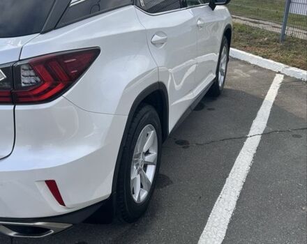 Білий Лексус РХ, об'ємом двигуна 2 л та пробігом 100 тис. км за 32999 $, фото 2 на Automoto.ua