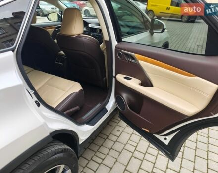 Білий Лексус РХ, об'ємом двигуна 3.46 л та пробігом 71 тис. км за 32000 $, фото 60 на Automoto.ua