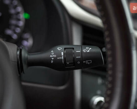 Белый Лексус РХ, объемом двигателя 2 л и пробегом 122 тыс. км за 31403 $, фото 21 на Automoto.ua