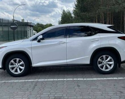 Білий Лексус РХ, об'ємом двигуна 2 л та пробігом 107 тис. км за 28000 $, фото 3 на Automoto.ua