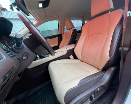 Білий Лексус РХ, об'ємом двигуна 2 л та пробігом 80 тис. км за 37600 $, фото 14 на Automoto.ua