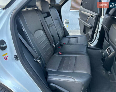 Белый Лексус РХ, объемом двигателя 2 л и пробегом 139 тыс. км за 42000 $, фото 23 на Automoto.ua