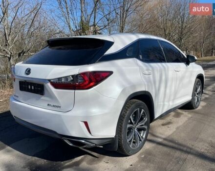 Белый Лексус РХ, объемом двигателя 2 л и пробегом 146 тыс. км за 27500 $, фото 4 на Automoto.ua