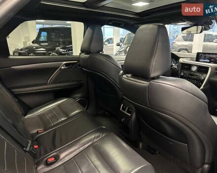 Лексус РХ 2017 у Києві на Automoto.ua Білий Лексус РХ, об'ємом двигуна 3.46 л та пробігом 128 тис. км за 33900 $, фото 15 на Automoto.ua
