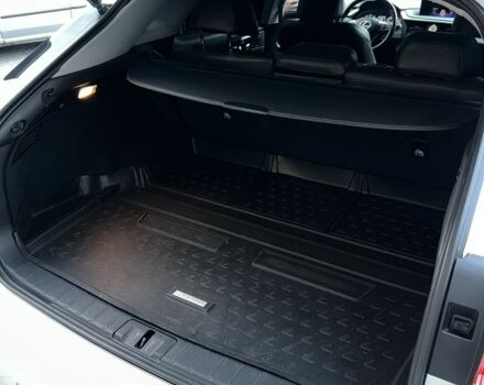 Белый Лексус РХ, объемом двигателя 2 л и пробегом 68 тыс. км за 32900 $, фото 14 на Automoto.ua