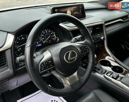 Белый Лексус РХ, объемом двигателя 3.5 л и пробегом 143 тыс. км за 33500 $, фото 109 на Automoto.ua